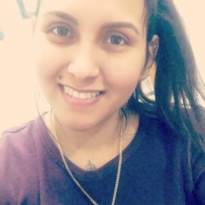 Meet your Posher, Gaby